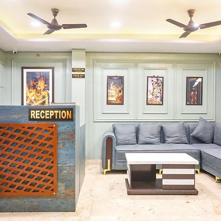 Fabhotel Hari Kunj 900 M From Kashi Vishwanath Temple Varanasi Dış mekan fotoğraf