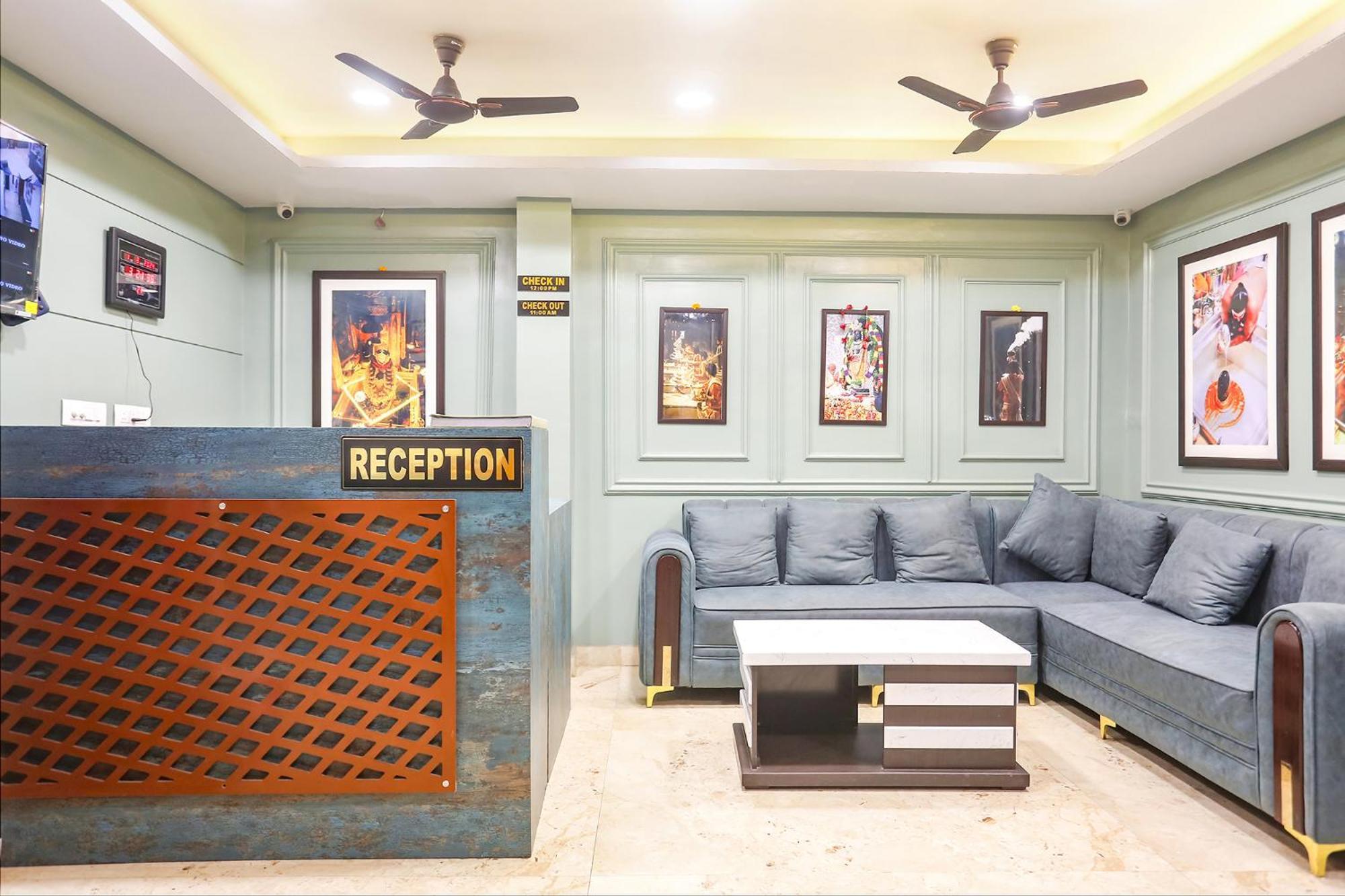Fabhotel Hari Kunj 900 M From Kashi Vishwanath Temple Varanasi Dış mekan fotoğraf